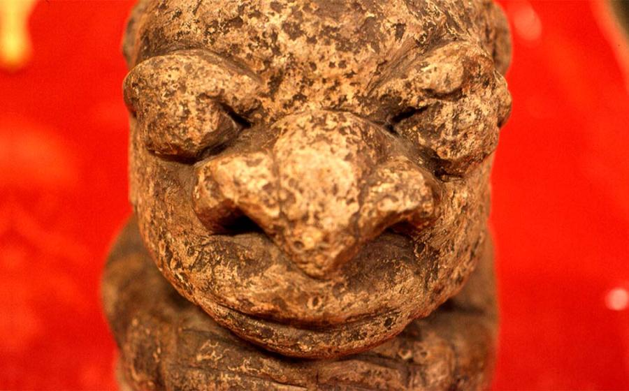 A close-up of one of the Nomoli figures at the British Museum. Source: John Atherton / CC BY-SA 2.0
