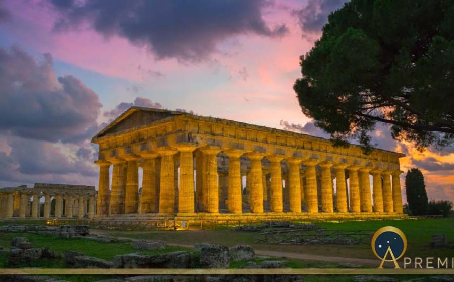 Majestic Temple of Hera at Paestum ( Nido Huebl/ Abobe Stock)