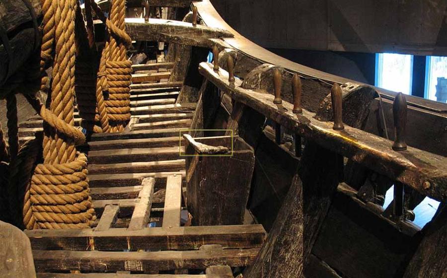 The starboard toilet on the beakhead of the warship Vasa, displayed in the Vasa Museum in Stockholm, Sweden. (Peter Isotalo / CC by SA 3.0)
