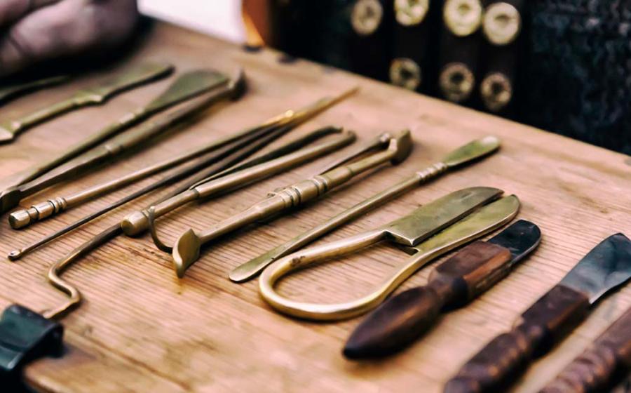 Pirate surgeon kit. Source:  Kai Beercrafter / Adobe Stock.