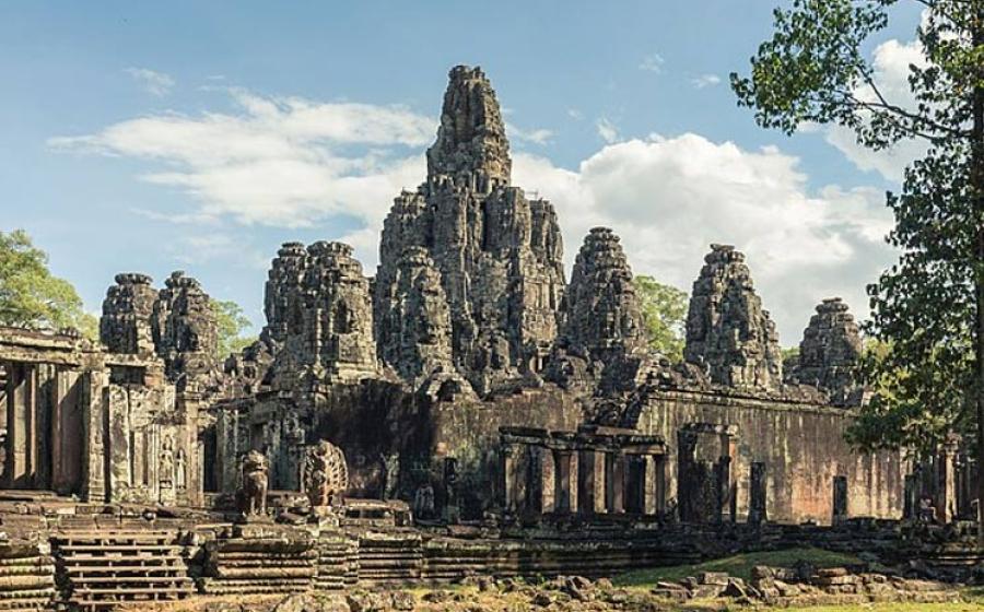Prasat Bayon, state temple of the Khmer Empire.		Source: Dmitry A. Mottl/ CC BY-SA 4.0 