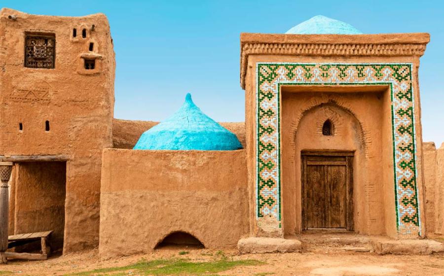 Reconstruction of the ancient mosques and buildings of ancient Sarai-Batu. (vesta48/Adobe Stock) 