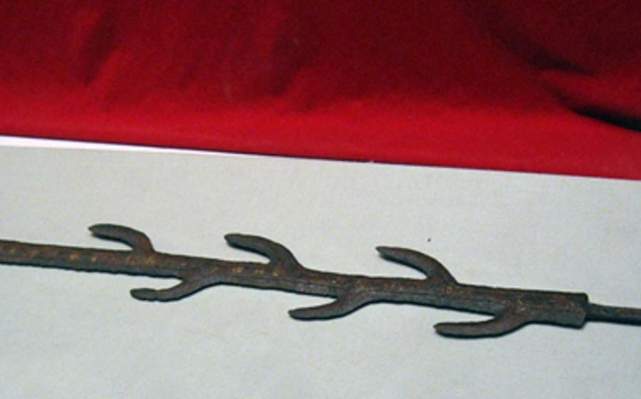 Seven-Branched Sword