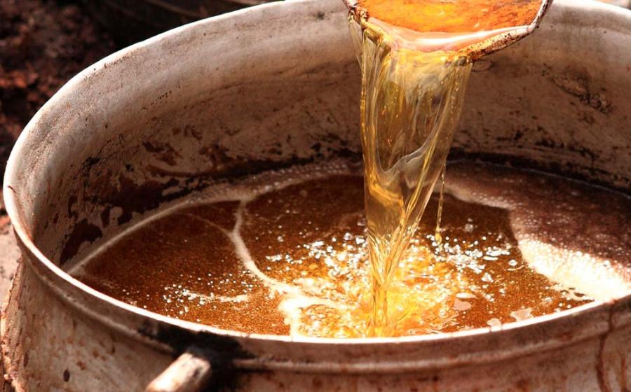 Shea butter making in Ghana. Source: nomadphotographs / Adobe Stock.