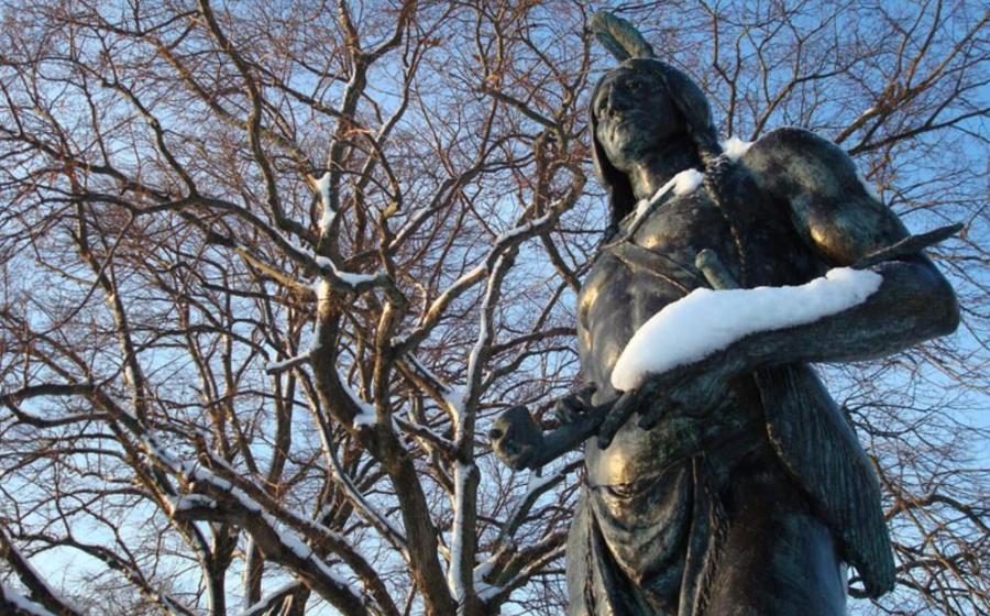 Statue of Wampanoag Massasoit Ousamequin in Plymouth, Mass.