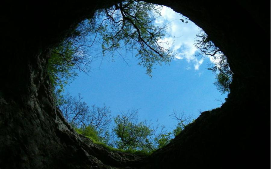 Sezlim Cave