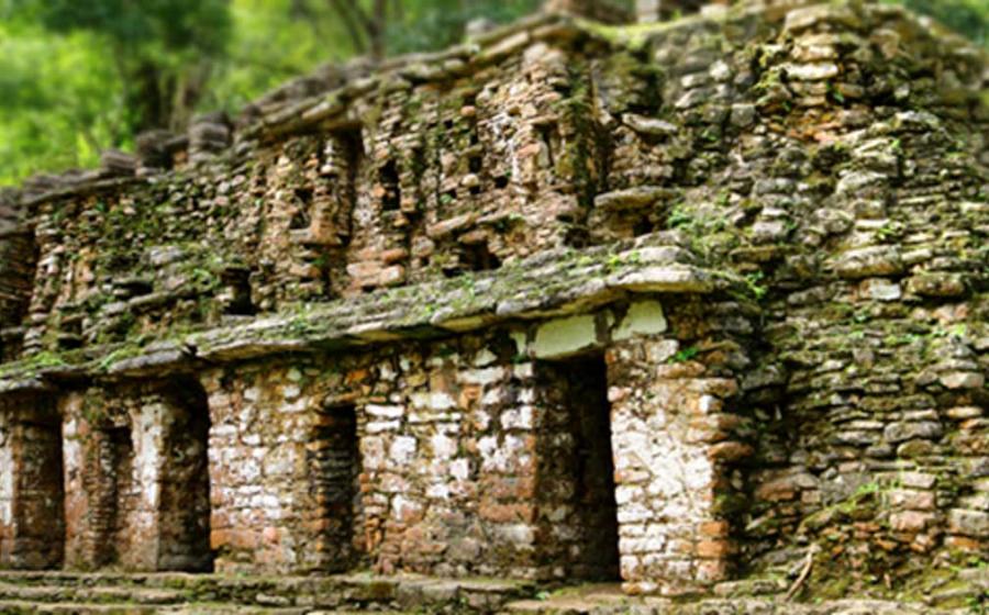 Main access to the Labyrinth of Yaxchilan.