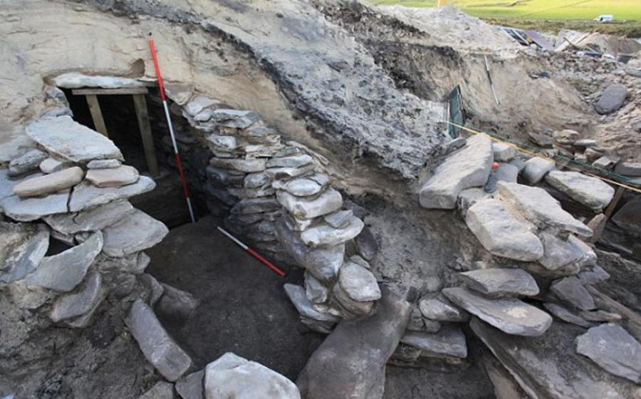 The steam room included a tank for boiling water and a network of cells. The building will be filled in at the end of the season to preserve it for further excavations next year. 