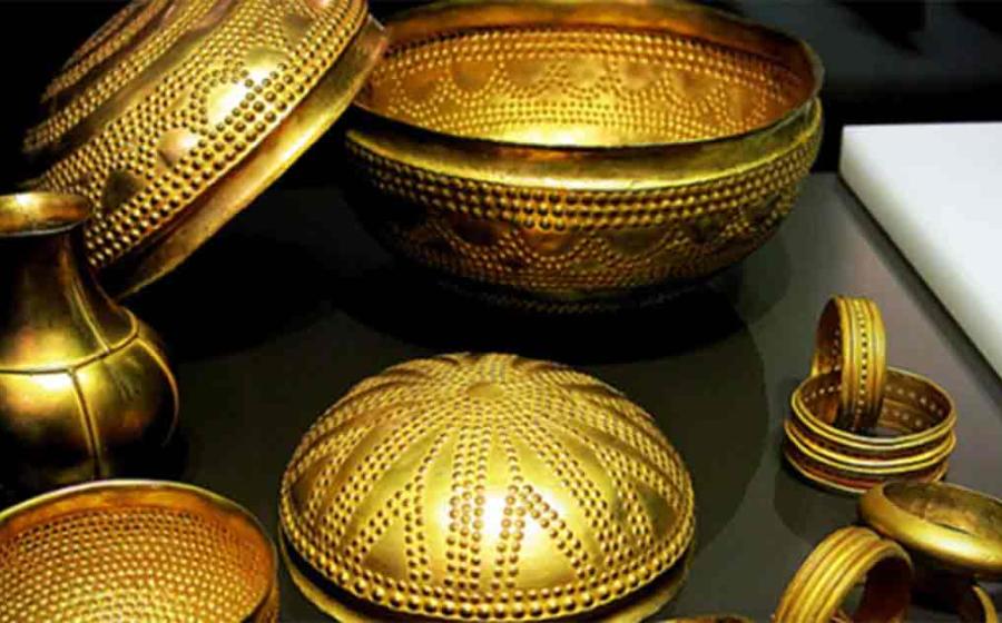 Replicas of the Treasure of Villena. Source: Public Domain