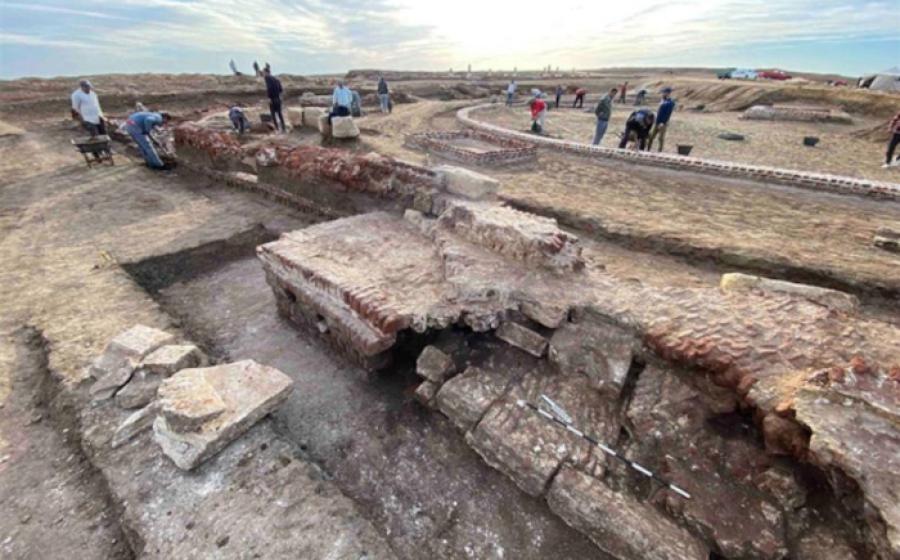  Side view of the circular basin at the newly discovered water temple in Pelusium.