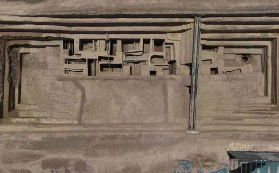 Excavations of a city wall belonging to the ancient city of Gan which existed near the modern-day city of Puyang in China. It was here that the bone slips were uncovered. Source: China News Service