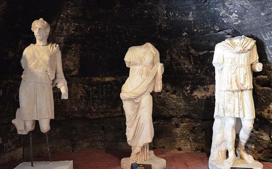 Representational image of broken Roman statues. The statues here were found before the current discovery and are housed in the Hierapolis Archaeological Museum, Turkey. 