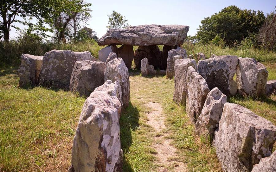 The dolmen of Faldouet is one of several Neolithic Jersey dolmens. It is a Neolithic passage grave located near St. Martin and a highlight for visitors to the island. Source: Lux / Adobe Stock