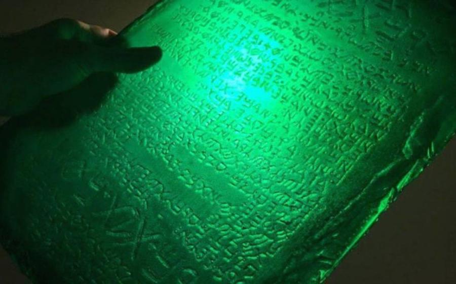 Representation of the Emerald Tablet