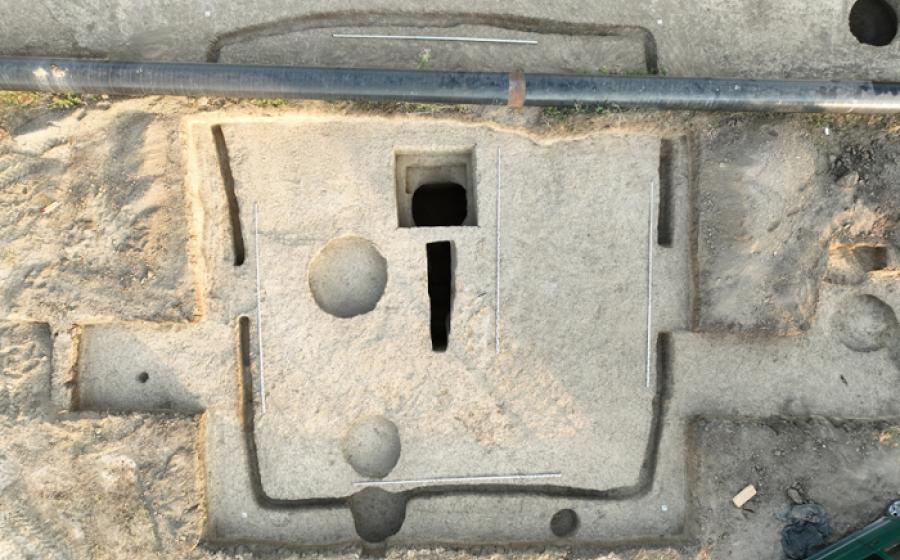 Aerial view of the Mayrtup excavation site.