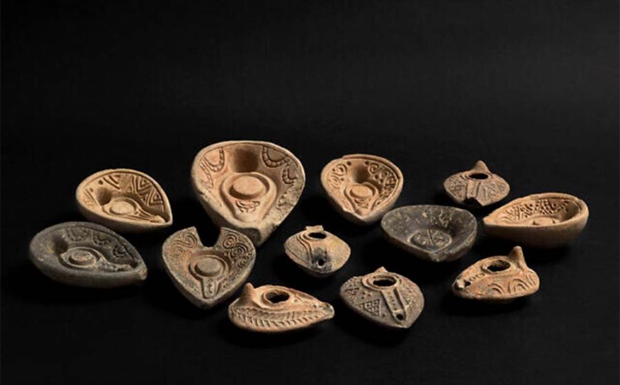 Ancient Oil Lamp Find Sheds Light on Middle Eastern History