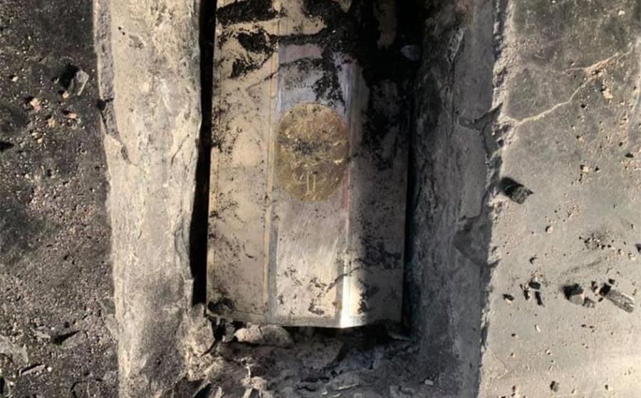 Conservators discovered a silver casket, in which the relics of St. Jadwiga of Silesia were placed 250 years ago.            Source: trzebnica.pl