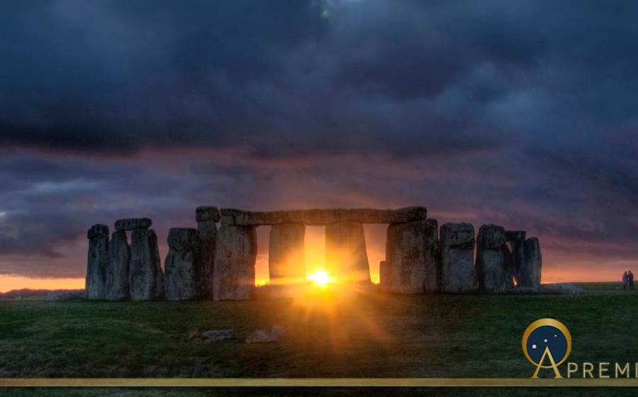 Stonehenge ( Gail Johnson / Adobe Stock)