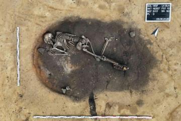 Burial of a Corded Ware Culture individual in a kiln pit in Gerstewitz.