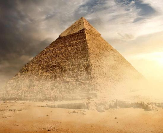 Pyramid in the sand ( Givaga / Adobe Stock)