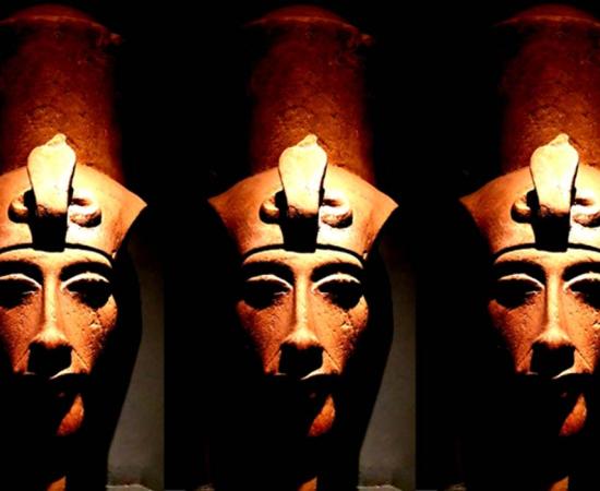 A bust of Pharaoh Akhenaten. Design by Anand Balaji.