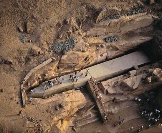 The Unfinished Obelisk at Aswan (Image: David H Childress)