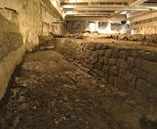 Enormous 2,300-year-old Roman water basin unearthed in the heart of Rome