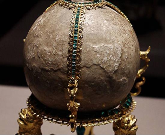 A 16th century bezoar in the Kunsthistorisches Museum, Vienne