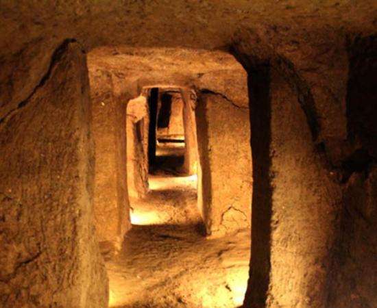 One of Nushabad’s passageways.