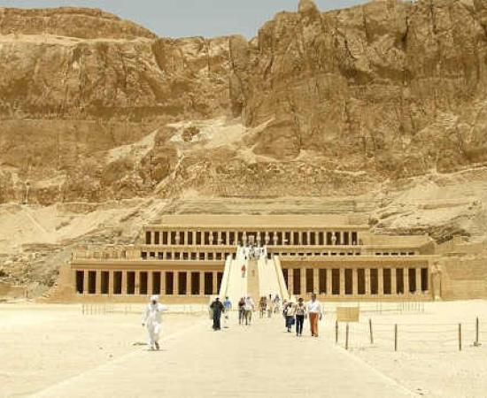 Archaeologists Find 11 Sealed Middle Kingdom Burials in Luxor, Egypt