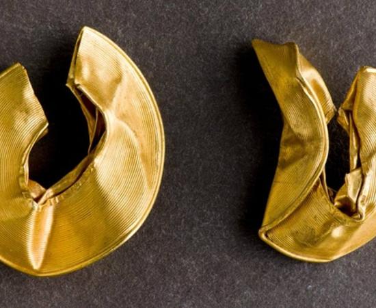 Bronze Age gold rings - Wales