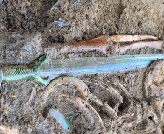 The Nördlingen sword in situ at the discovery site.