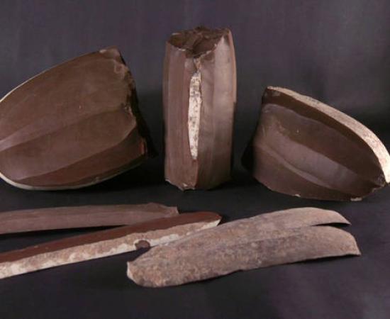 Flint blades and cores discovered at the 5,500-year-old workshop.