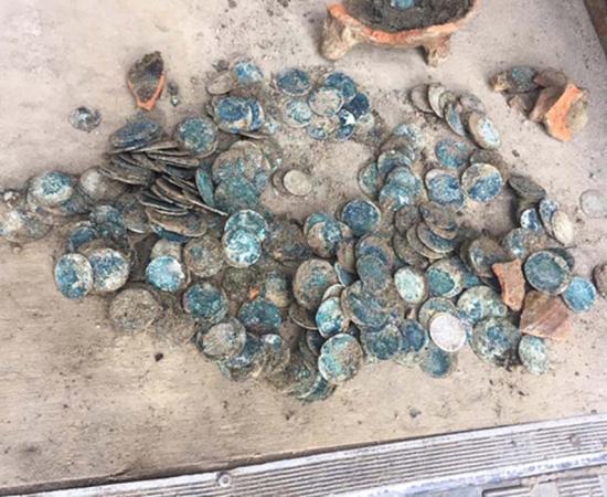 15th century gold and silver coins found in the Netherlands