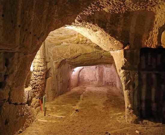 One of the famous and still largely unexplored tunnels of Château de Brézé. (Marc Ryckaert / CC BY-SA 4.0)