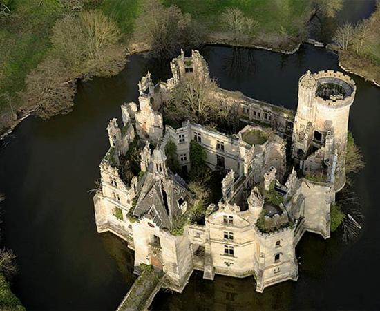 Saving the Forgotten Castle of Château de la Mothe-Chandeniers
