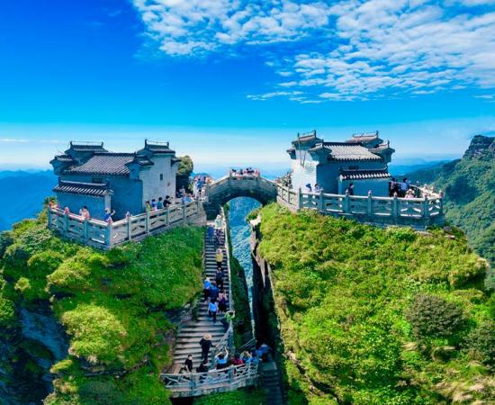 Wuling Mountain Temples. Source: Weiming / Adobe Stock.