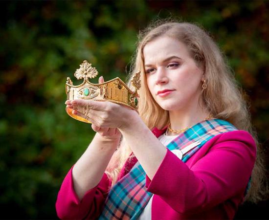 The crowning ceremony of the Clan Buchannan chief was laced with recreated artifacts and symbols from ancient Scottish history. Source: The Clan Buchanan Society International