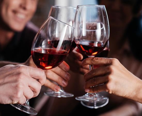 Commandaria wine was served at King Richard’s wedding in Cyprus. He proclaimed that it was “the wine of kings and the king of wines”.