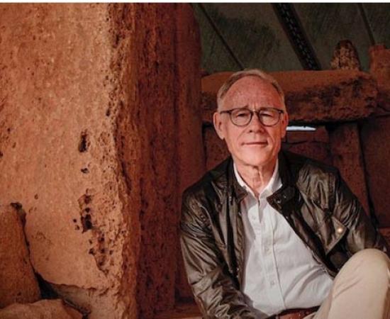 : Controversial reporter, Graham Hancock. 	Source: Netflix