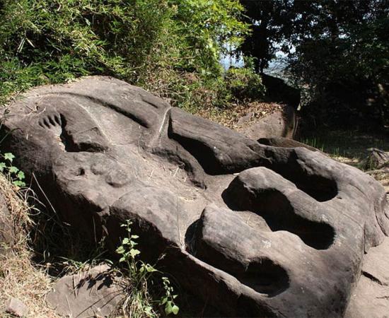 The Crocodile Stone of Vat Phou Temple, Laos. Photo source: Mattun0211 / CC0