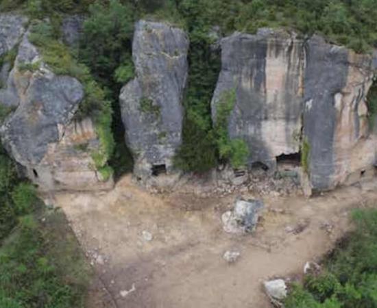 DNA Reveals Secrets of Cave-dwelling Medieval Community