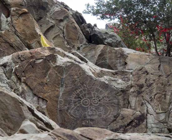Damaidi rock art at Helan Mountain in Ningxia, China. Source: Rita Willaert/CC BY-NC-SA 2.0