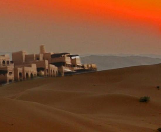 Deriv; The sands of Rub’ al Khali in Saudi Arabia (CC BY-SA 3.0), and dwellings near the Liwa Oasis, UAE