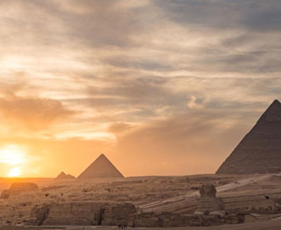 Giza pyramids where the Dixon relics were discovered. Source: kanuman / Adobe.