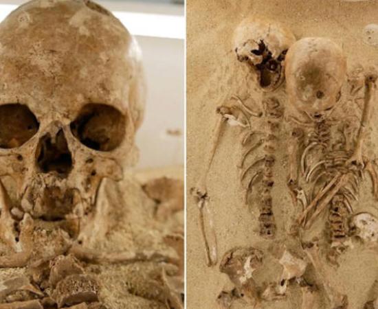 Skeleton from a double burial discovered in 1963 at Grotta del Romito.