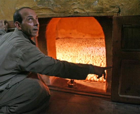 The Egyptian egg ovens are still in use by farmers still over 2,000 years later. Source: Lenny Hoferwerf / Courtesy of Food And Agriculture Organization of the United Nations (2006) / Reproduced with permission
