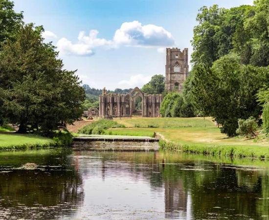 Fountains Abbey in northern Yorkshire. Source: Russell / Adobe Stock