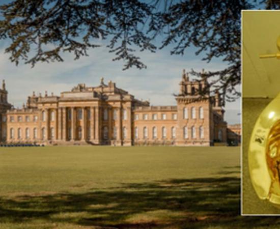 Main: Blenheim Palace (Snowshill / Adobe Stock). Inset: The Gold Toilet (CC by SA 2.0)