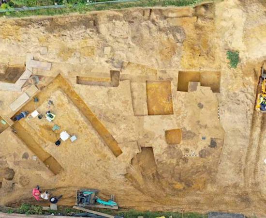 The building floor plans formerly belonged to rectangular cult buildings made of clay framework at the Haltern Roman camp in Germany. Source: LWL / C. Hentzelt